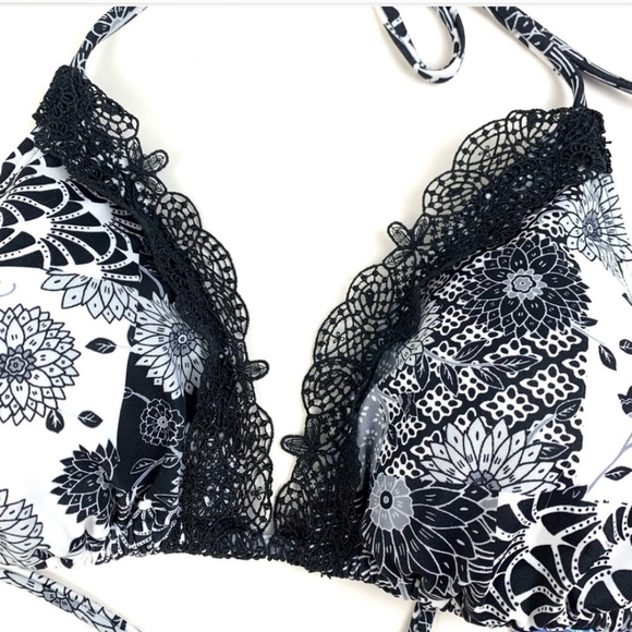 NWTs Swimsuits for all Crochet Bikini Top Only - Picture 5 of 5